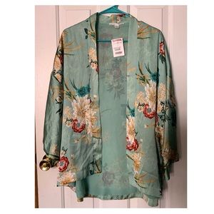 Violet + Claire Floral Kimono